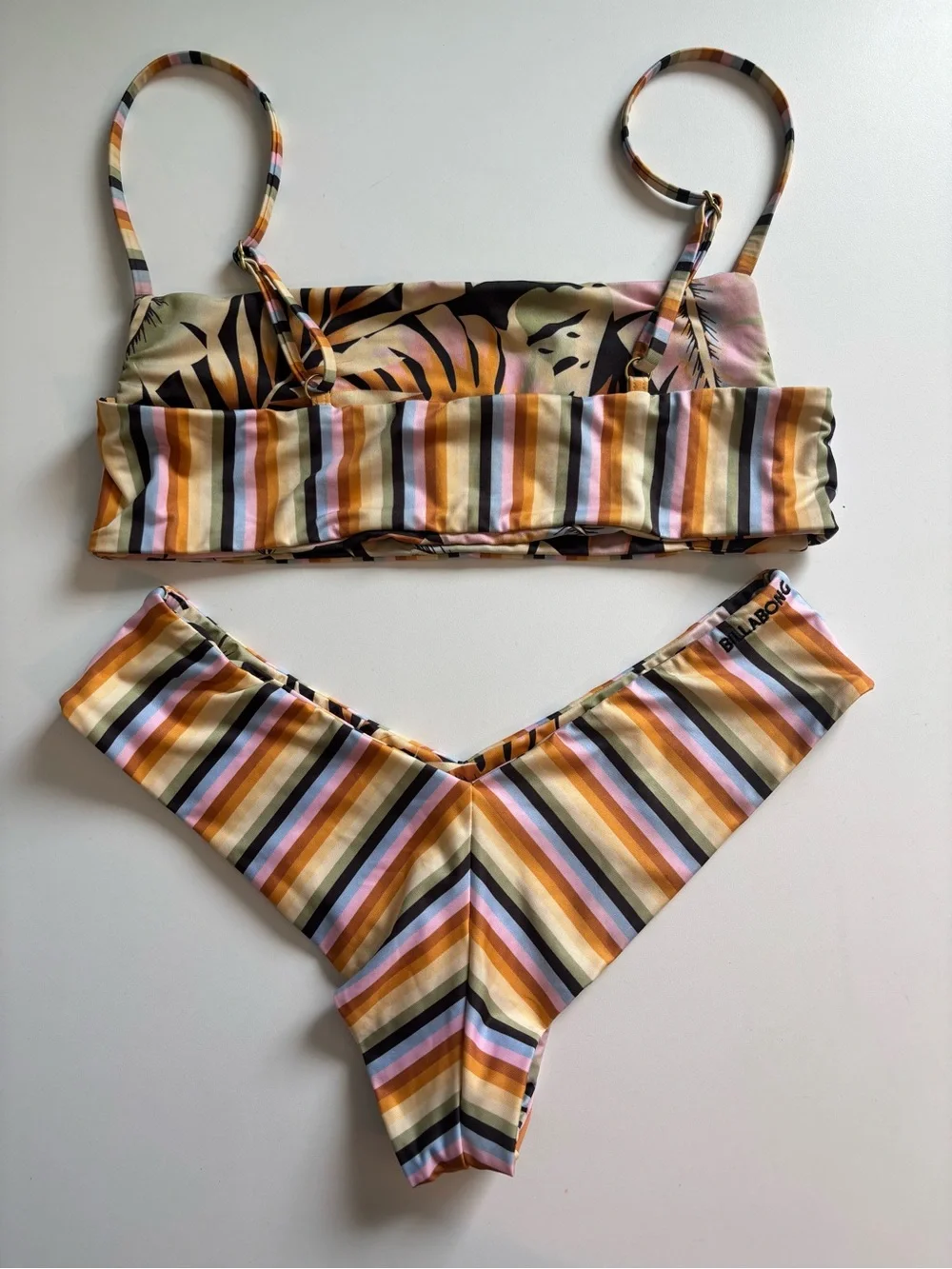 Billabong Reversible Bikini Cheeky Bottom (S) & Bralette Top (M) Stripes/Floral